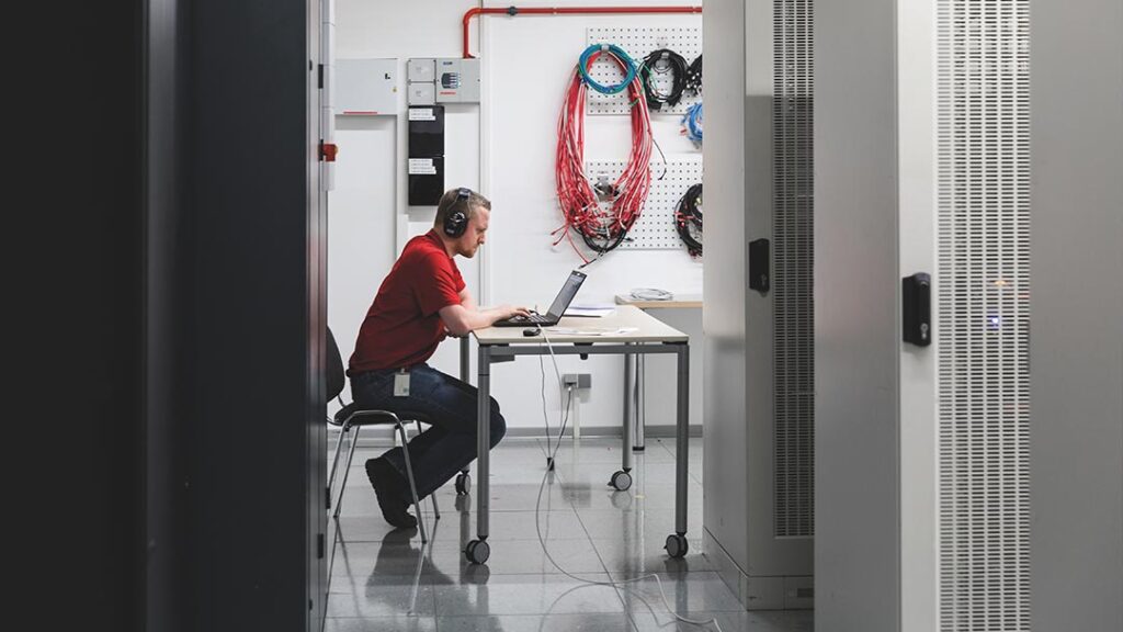 Network as a Service 1 b network service